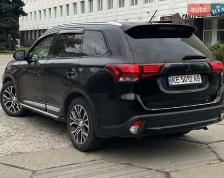 Черный Мицубиси Аутлендер, объемом двигателя 2.36 л и пробегом 167 тыс. км за 13500 $, фото 5 на Automoto.ua