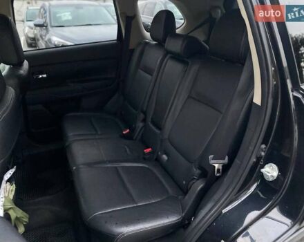 Черный Мицубиси Аутлендер, объемом двигателя 3 л и пробегом 146 тыс. км за 15990 $, фото 13 на Automoto.ua