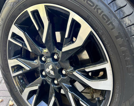 Чорний Міцубісі Аутлендер, об'ємом двигуна 2 л та пробігом 233 тис. км за 18000 $, фото 13 на Automoto.ua