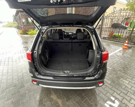 Черный Мицубиси Аутлендер, объемом двигателя 3 л и пробегом 257 тыс. км за 13699 $, фото 19 на Automoto.ua