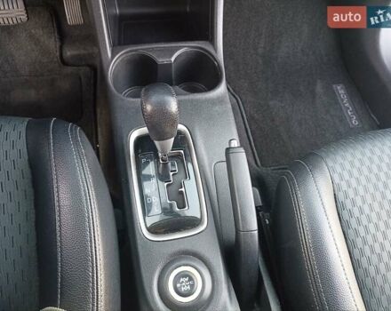 Черный Мицубиси Аутлендер, объемом двигателя 0 л и пробегом 203 тыс. км за 12600 $, фото 13 на Automoto.ua