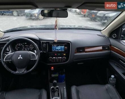 Черный Мицубиси Аутлендер, объемом двигателя 3 л и пробегом 146 тыс. км за 16690 $, фото 18 на Automoto.ua
