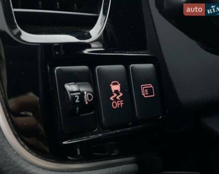 Чорний Міцубісі Аутлендер, об'ємом двигуна 3 л та пробігом 146 тис. км за 16690 $, фото 21 на Automoto.ua
