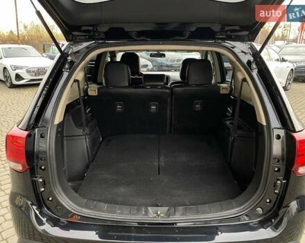 Черный Мицубиси Аутлендер, объемом двигателя 2.36 л и пробегом 143 тыс. км за 12900 $, фото 26 на Automoto.ua