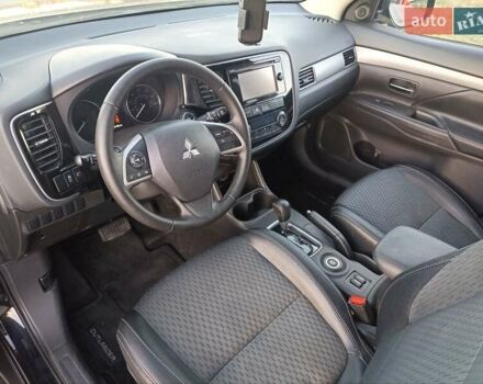 Черный Мицубиси Аутлендер, объемом двигателя 0 л и пробегом 203 тыс. км за 12600 $, фото 9 на Automoto.ua