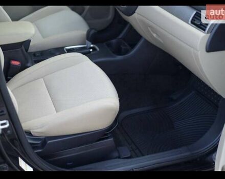 Чорний Міцубісі Аутлендер, об'ємом двигуна 2.36 л та пробігом 225 тис. км за 13699 $, фото 17 на Automoto.ua