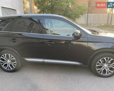 Чорний Міцубісі Аутлендер, об'ємом двигуна 3 л та пробігом 105 тис. км за 18200 $, фото 24 на Automoto.ua