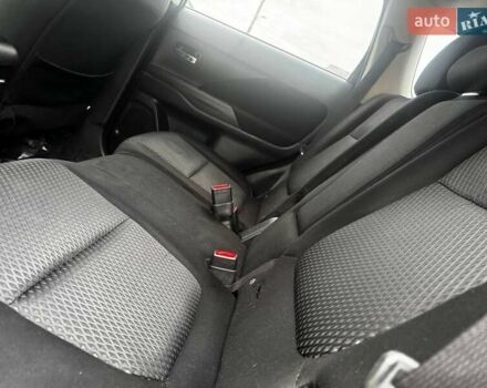 Черный Мицубиси Аутлендер, объемом двигателя 3 л и пробегом 99 тыс. км за 15980 $, фото 26 на Automoto.ua