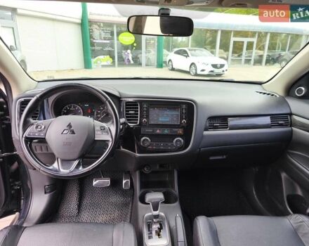 Черный Мицубиси Аутлендер, объемом двигателя 2.36 л и пробегом 162 тыс. км за 14450 $, фото 13 на Automoto.ua