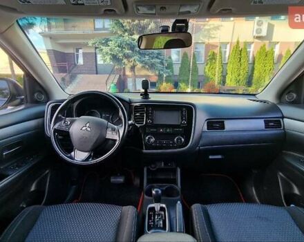 Черный Мицубиси Аутлендер, объемом двигателя 2.36 л и пробегом 168 тыс. км за 14999 $, фото 7 на Automoto.ua