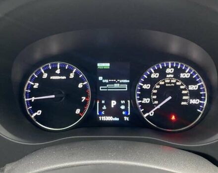 Черный Мицубиси Аутлендер, объемом двигателя 2.4 л и пробегом 185 тыс. км за 14300 $, фото 4 на Automoto.ua