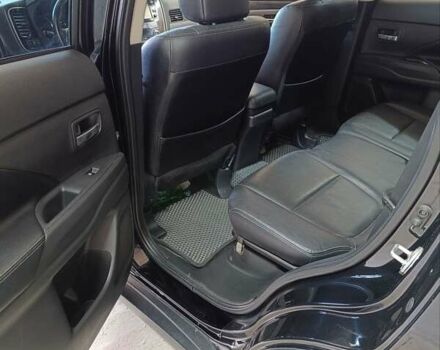 Черный Мицубиси Аутлендер, объемом двигателя 2.36 л и пробегом 120 тыс. км за 16900 $, фото 35 на Automoto.ua