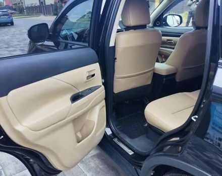 Чорний Міцубісі Аутлендер, об'ємом двигуна 2.36 л та пробігом 213 тис. км за 14500 $, фото 17 на Automoto.ua