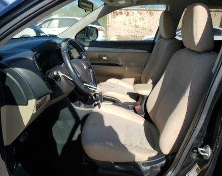 Мицубиси Аутлендер 2016 в Днепре (Днепропетровске) на Automoto.ua Черный Мицубиси Аутлендер, объемом двигателя 2.4 л и пробегом 94 тыс. км за 1800 $, фото 6 на Automoto.ua