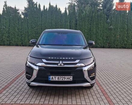 Черный Мицубиси Аутлендер, объемом двигателя 2.36 л и пробегом 168 тыс. км за 14999 $, фото 4 на Automoto.ua
