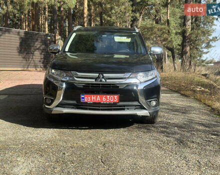 Мицубиси Аутлендер 2016 в Киеве на Automoto.ua Черный Мицубиси Аутлендер, объемом двигателя 3 л и пробегом 248 тыс. км за 15500 $, фото 1 на Automoto.ua