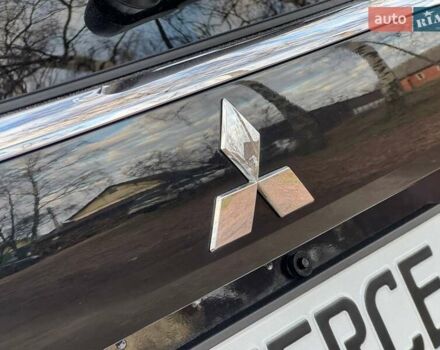 Черный Мицубиси Аутлендер, объемом двигателя 3 л и пробегом 99 тыс. км за 15800 $, фото 20 на Automoto.ua