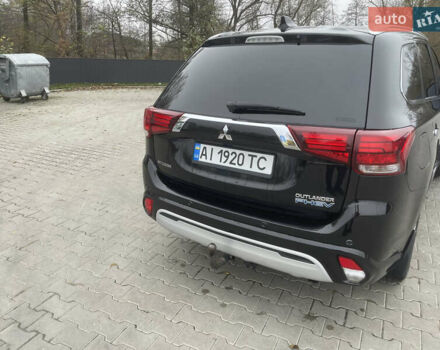 Чорний Міцубісі Аутлендер, об'ємом двигуна 2 л та пробігом 145 тис. км за 21200 $, фото 12 на Automoto.ua