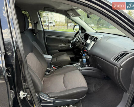 Черный Мицубиси Аутлендер, объемом двигателя 2 л и пробегом 90 тыс. км за 11999 $, фото 15 на Automoto.ua