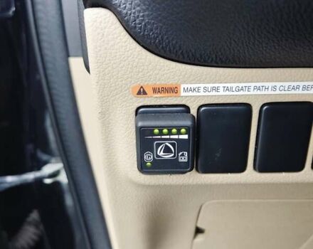 Чорний Міцубісі Аутлендер, об'ємом двигуна 2.36 л та пробігом 213 тис. км за 14500 $, фото 22 на Automoto.ua