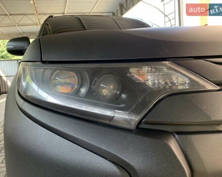 Мицубиси Аутлендер 2016 в Запорожье на Automoto.ua Черный Мицубиси Аутлендер, объемом двигателя 2.36 л и пробегом 197 тыс. км за 16000 $, фото 5 на Automoto.ua