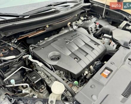 Чорний Міцубісі Аутлендер, об'ємом двигуна 2.2 л та пробігом 188 тис. км за 16999 $, фото 57 на Automoto.ua