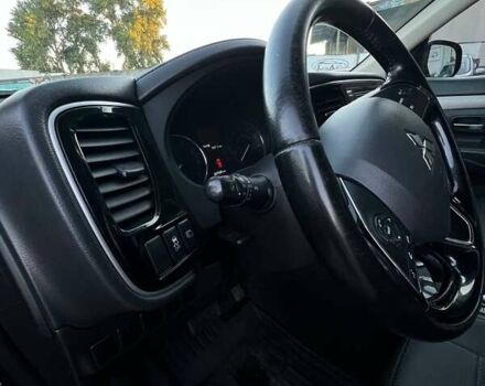 Мицубиси Аутлендер 2016 в Чернигове на Automoto.ua Черный Мицубиси Аутлендер, объемом двигателя 2.4 л и пробегом 193 тыс. км за 15900 $, фото 17 на Automoto.ua