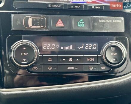 Чорний Міцубісі Аутлендер, об'ємом двигуна 2.2 л та пробігом 188 тис. км за 16999 $, фото 45 на Automoto.ua