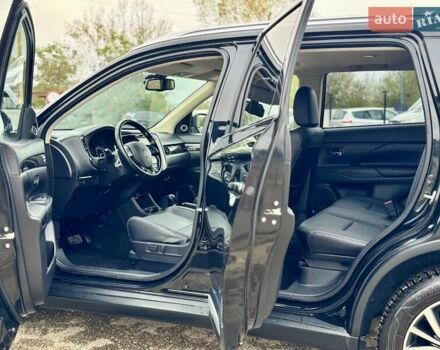 Чорний Міцубісі Аутлендер, об'ємом двигуна 2.2 л та пробігом 188 тис. км за 16999 $, фото 41 на Automoto.ua