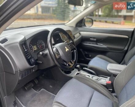 Чорний Міцубісі Аутлендер, об'ємом двигуна 2.36 л та пробігом 192 тис. км за 14200 $, фото 13 на Automoto.ua