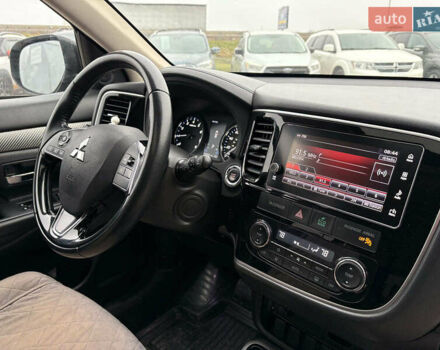 Чорний Міцубісі Аутлендер, об'ємом двигуна 2.4 л та пробігом 110 тис. км за 17290 $, фото 30 на Automoto.ua