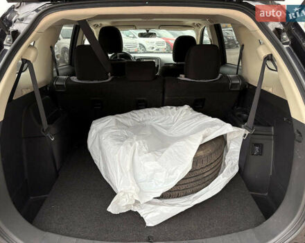 Чорний Міцубісі Аутлендер, об'ємом двигуна 2.4 л та пробігом 110 тис. км за 17290 $, фото 36 на Automoto.ua