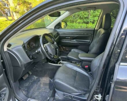 Черный Мицубиси Аутлендер, объемом двигателя 2.4 л и пробегом 66 тыс. км за 10650 $, фото 8 на Automoto.ua