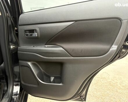 Чорний Міцубісі Аутлендер, об'ємом двигуна 2.4 л та пробігом 110 тис. км за 17290 $, фото 31 на Automoto.ua