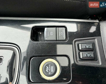 Чорний Міцубісі Аутлендер, об'ємом двигуна 2.4 л та пробігом 110 тис. км за 17290 $, фото 25 на Automoto.ua