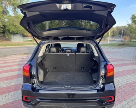 Чорний Міцубісі Аутлендер, об'ємом двигуна 2.4 л та пробігом 111 тис. км за 13999 $, фото 13 на Automoto.ua