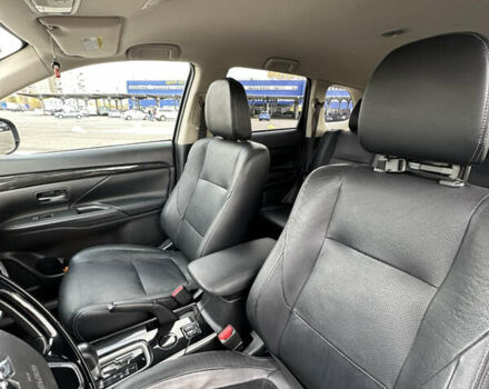 Чорний Міцубісі Аутлендер, об'ємом двигуна 2.36 л та пробігом 166 тис. км за 17100 $, фото 13 на Automoto.ua