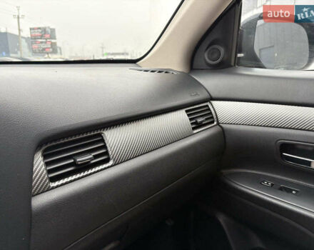 Чорний Міцубісі Аутлендер, об'ємом двигуна 2.4 л та пробігом 110 тис. км за 17290 $, фото 24 на Automoto.ua