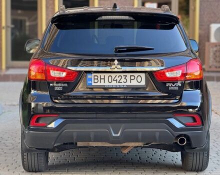 Черный Мицубиси Аутлендер, объемом двигателя 2.4 л и пробегом 130 тыс. км за 13900 $, фото 4 на Automoto.ua