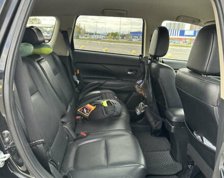 Чорний Міцубісі Аутлендер, об'ємом двигуна 2.36 л та пробігом 166 тис. км за 17100 $, фото 15 на Automoto.ua