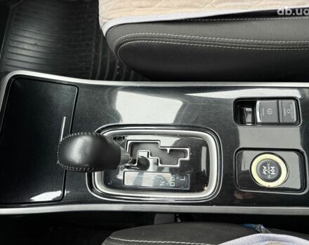 Чорний Міцубісі Аутлендер, об'ємом двигуна 2.4 л та пробігом 110 тис. км за 17290 $, фото 23 на Automoto.ua