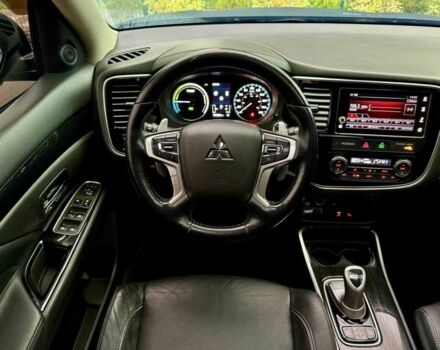 Чорний Міцубісі Аутлендер, об'ємом двигуна 2 л та пробігом 79 тис. км за 22900 $, фото 12 на Automoto.ua