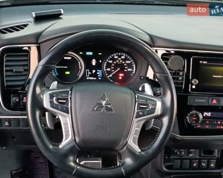 Чорний Міцубісі Аутлендер, об'ємом двигуна 2 л та пробігом 115 тис. км за 23700 $, фото 22 на Automoto.ua