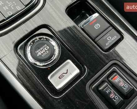 Черный Мицубиси Аутлендер, объемом двигателя 2 л и пробегом 96 тыс. км за 22750 $, фото 17 на Automoto.ua