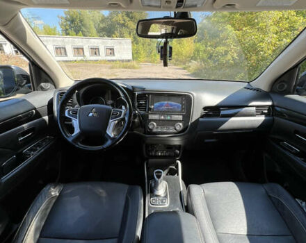 Черный Мицубиси Аутлендер, объемом двигателя 2 л и пробегом 54 тыс. км за 21500 $, фото 7 на Automoto.ua