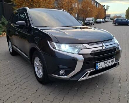 Міцубісі Аутлендер 2018 у Белой Церкве на Automoto.ua Чорний Міцубісі Аутлендер, об'ємом двигуна 2 л та пробігом 121 тис. км за 17800 $, фото 15 на Automoto.ua