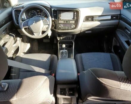 Чорний Міцубісі Аутлендер, об'ємом двигуна 2.4 л та пробігом 153 тис. км за 2800 $, фото 7 на Automoto.ua
