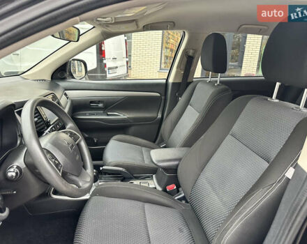 Чорний Міцубісі Аутлендер, об'ємом двигуна 2.36 л та пробігом 169 тис. км за 13450 $, фото 16 на Automoto.ua