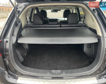 Черный Мицубиси Аутлендер, объемом двигателя 2 л и пробегом 76 тыс. км за 20800 $, фото 14 на Automoto.ua