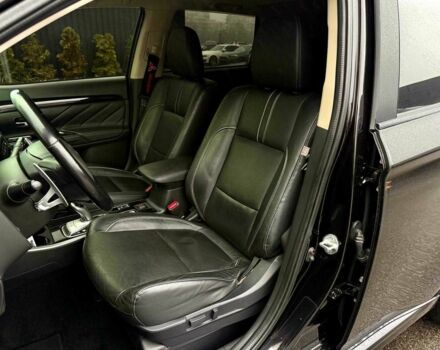 Чорний Міцубісі Аутлендер, об'ємом двигуна 2 л та пробігом 79 тис. км за 22900 $, фото 14 на Automoto.ua